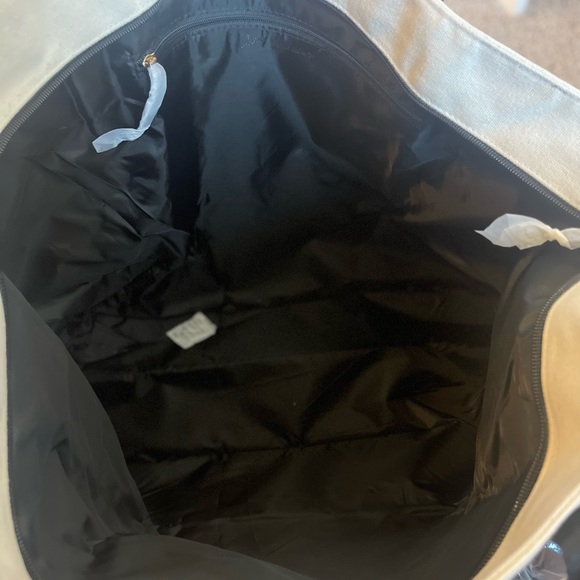 Victoria’s Secret Canvas Tote NWT - Picture 8 of 9